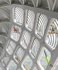 ��·��վ���ڲ�װ�޴��ع⣡