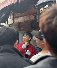 ��������������̨���ˣ��ڻ�԰��ʲô��