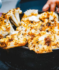 �ڽ�����԰�˳�����ţ�Ե��������