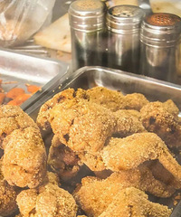 �ڽ�����԰�˳�����ţ�Ե��������