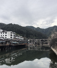 ����������������������ǲ��ڸ�����ɽ���ʫ��