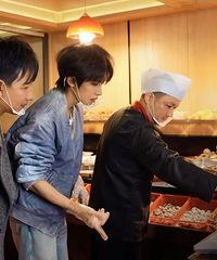 �����ţ��ʵ���ա���������ļ��硷���ڽ���ɱ��