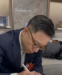 ̨��Сѧ�����ְ���������д������ȫ����ЭίԱ������