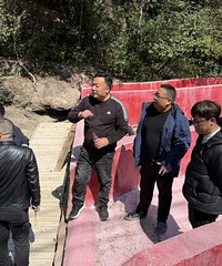 ���Ҿŷ徰��Ħ������Ŀ���½��ȣ���׮���볡