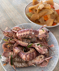 80һ���ƤƤϺ����Ȼ���󣬵�ÿһ�������и�