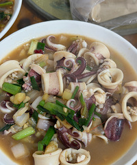 ˮ�ϴ��ŵ���ζ���е��أ��䷹�¸��㣬����û�������