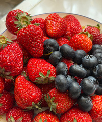 15����Ĳ�ݮ��100һ�����ݮ����ݮ��һЩ����ݮ��ζ��ʤ