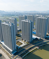 �³Ƿ������������ϣ���ѧУ�����÷������깫Ԣ�������ţ�