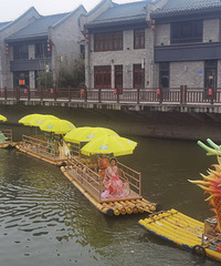 �Ϲٺ�ˮ�Ͻ���Ѳ�Σ������ͻ���ɫ�Ͷ���