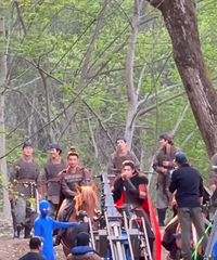 �����������̨����Ϸ����˿������ء���Χ����