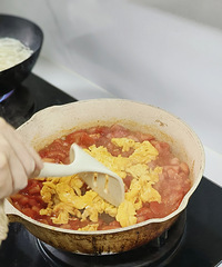 Ϊ��һ�뷬�Ѽ����棬��������9��¥��