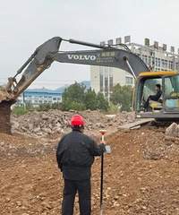 ̨�ݽ�����һ�����ٳ���ڡ�һ�����ٻ�ͨ