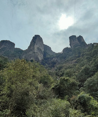 ��ָ�廷�ߴ�Խ�������˴���ɽ���Ե��쳣������