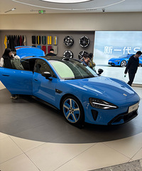 ��һ��С��su7�������ɫ��֮ǰ��Ҫ�ÿ�̫����