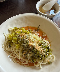 ��Ϊ���ǼҶ����صģ��³Բ����ʹ����صİ�˺���Ʒ