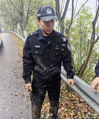 ��00���¾���̲���ˣ����ѣ����������ˣ�