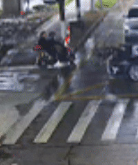 ʮ��·�ڣ�һ��ֻ�����ң�һ���⿴�ϱ������...��