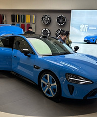 ��һ��С��su7�������ɫ��֮ǰ��Ҫ�ÿ�̫����