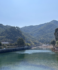 ��ů��ͷ�������м䣡��ҹ��̨���н�ǿ����