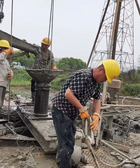 �¶�̬��̨����ó��������������ѧУ��׼��������