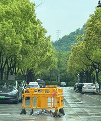 ����һ����ɫ·��һ�굽ͷ���޲�������ʱ���޲���