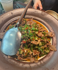 С������·������Ǳص�ˣ������ֵľ�ֱ�Ӱ跹