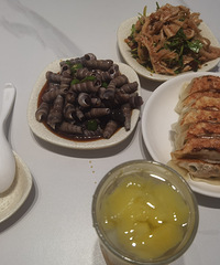 ���ڵ�һ����ҹҲ����ƽ�ۣ�ˮ�������ţ��Ҷ������ҹ�ԳԹ�����