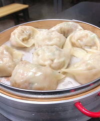 �ٺ���������ƫ�ͣ�ζ���Ƚ��嵭