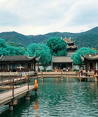 �ٺ�����һ���͵��־��޵�ǧ�궫��