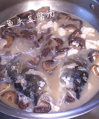 【敢4队】爱铥厨房——鱼头豆腐汤