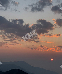 杭州周边游露营——星空和山顶的云海