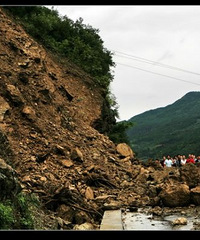 再发一组本月地震灾区青川之行照片