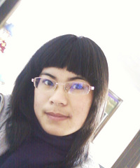 "【我拍的,挂在我壁灯上的】袜子哦"