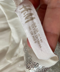 白色亮片女童连衣裙130码