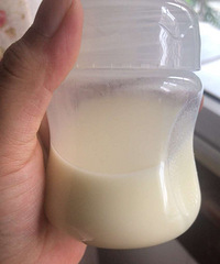 婴儿喂养