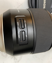 腾龙85-1.8定焦