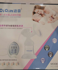 宜家婴儿床500,吸奶器100,游泳圈20,婴儿玩具
