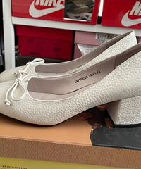 ľ��ɭţƤŮЬ80����