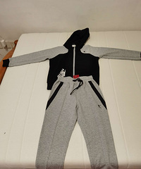 ���˳�  ��ͯ�˶���װ