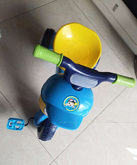 三轮推车