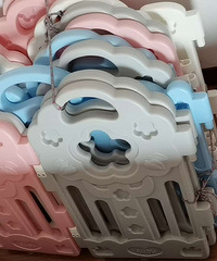 ��ͯ����Χ��