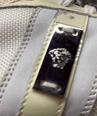 ��˼�ܣ�versace��С��Ь����2˫��΢��ؼ�