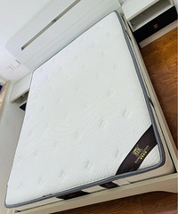 ��Ʒլ��һ������������ͷ��һ��Ʒ�ƴ��档95��