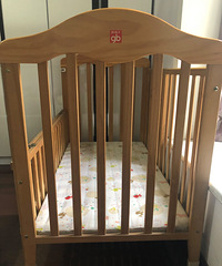 �ú���Ӥ����180ת������