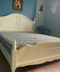1.8�״󴲴����� ԭ��2400 һ�겻�� 900����