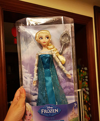 ȫ�µ�ʿ�ᰮɯELSAŮ���ű���ż