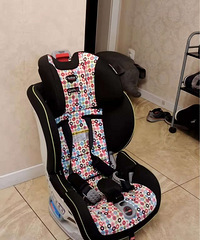 Britax ������ ClickTight ��ȫ����