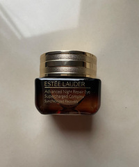 ������ʫ����С��ƿ��˪15ml,260Ԫ