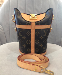Lv  Duffle������