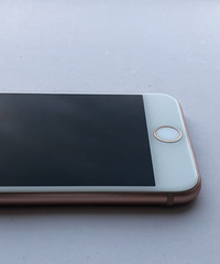 ���˳�iphone8